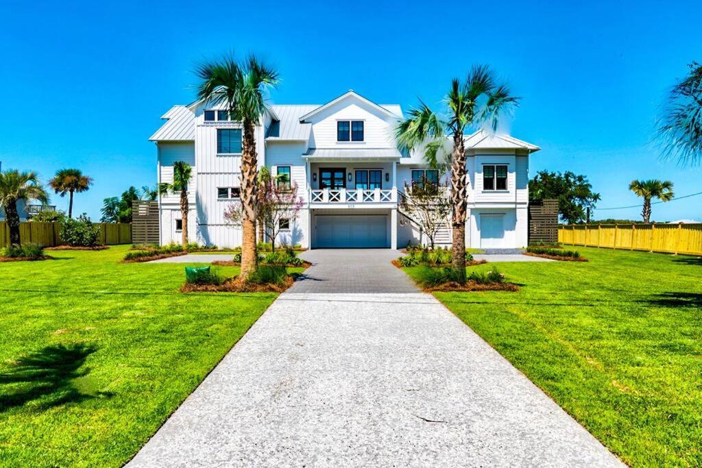 New Waterfront Home With Deep Water Dock Isle of Palms Exterior foto